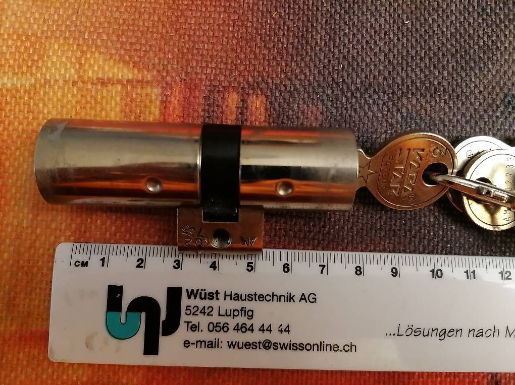 Cilindri per serratura: Türzylinder Kaba mit 3 Schüssel  – Usato da Ebikon venduto da galupy007 1