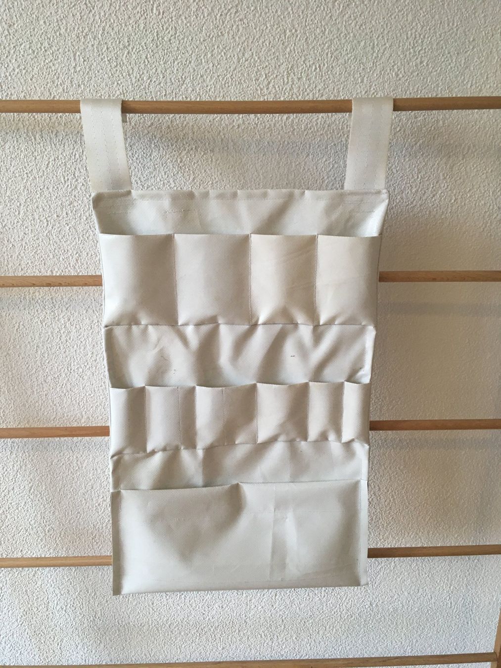 Taschen: Aufbewahrungsbeutel upcycling – Gebraucht aus Bern von Leer.gut
