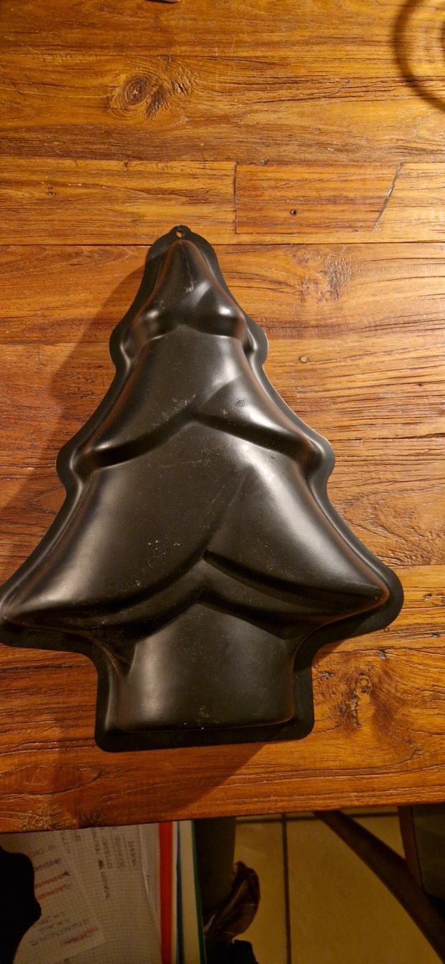 Moules à gâteaux: Backform Tannenbaum – D'occasion à Zeiningen par rimoni
