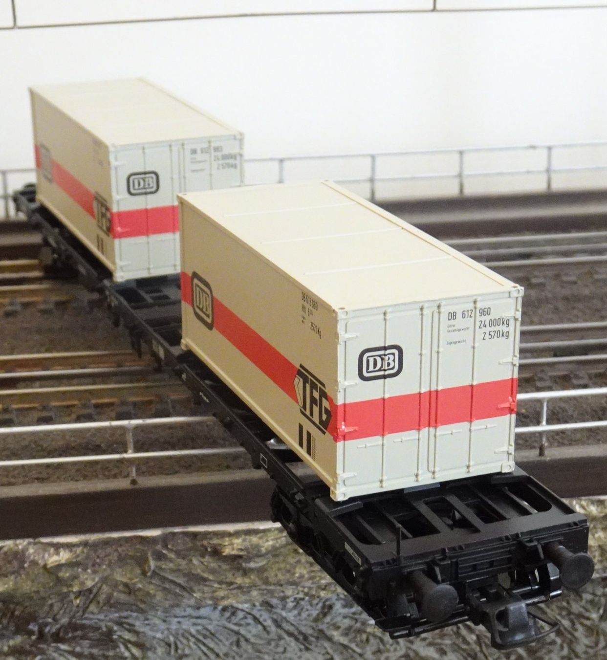 Roco Modellini di ferrovie: Roco 47689, Sgs Containerwagen der DB, neu – Nuovo (secondo la descrizione) da Grossaffoltern venduto da berner85 3