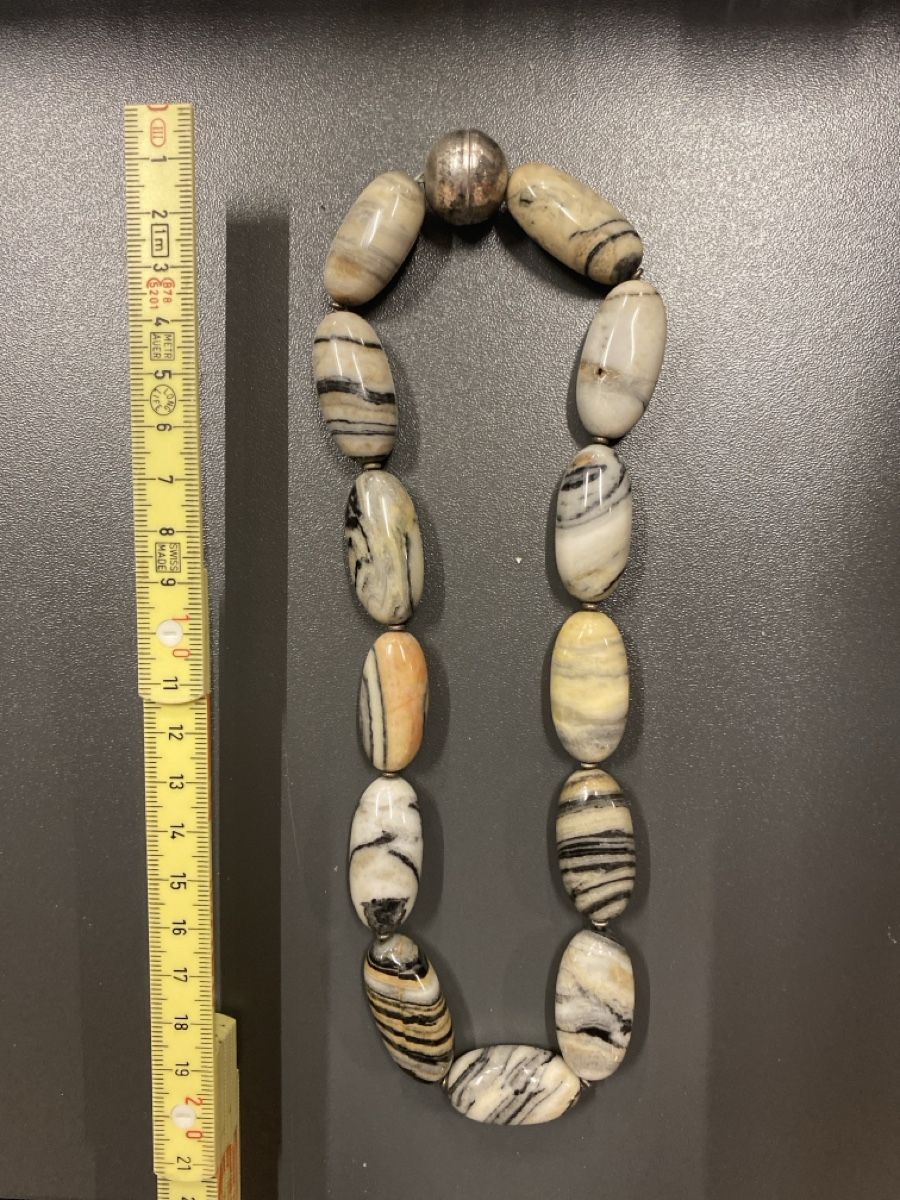 Ketten: Steinkette 42 cm – Gebraucht aus Dübendorf von Montclair