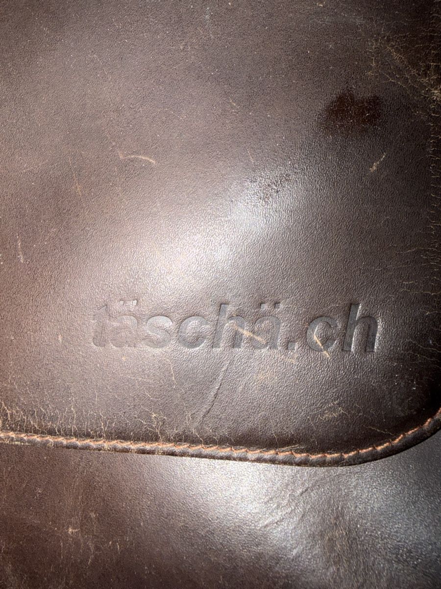 Borse: Leder Umhänge Tasche – Usato da St. Gallen venduto da Youneverwalkalone 2
