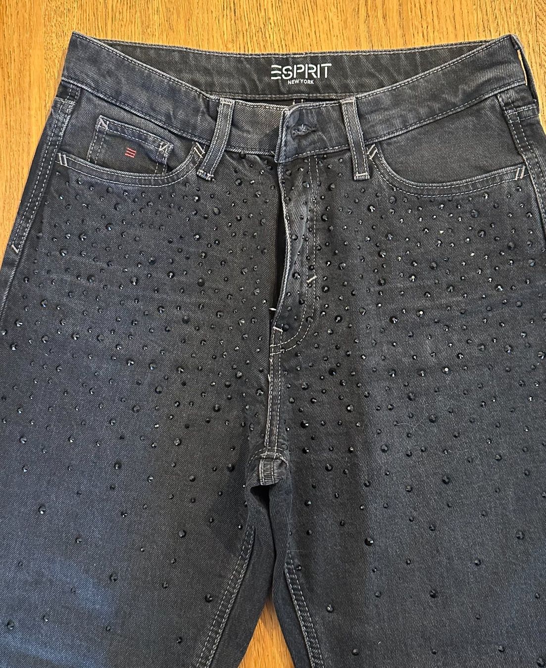 Esprit Jeans: Jeans Esprit neri con strass taglia S – Usato da S. Antonino venduto da day_dxs7 1