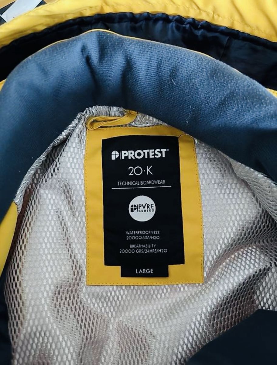 Protest Lotti di vestiti: Protest Skianzug L mit Hose L – Usato da Steinach venduto da pas_k6zb 2