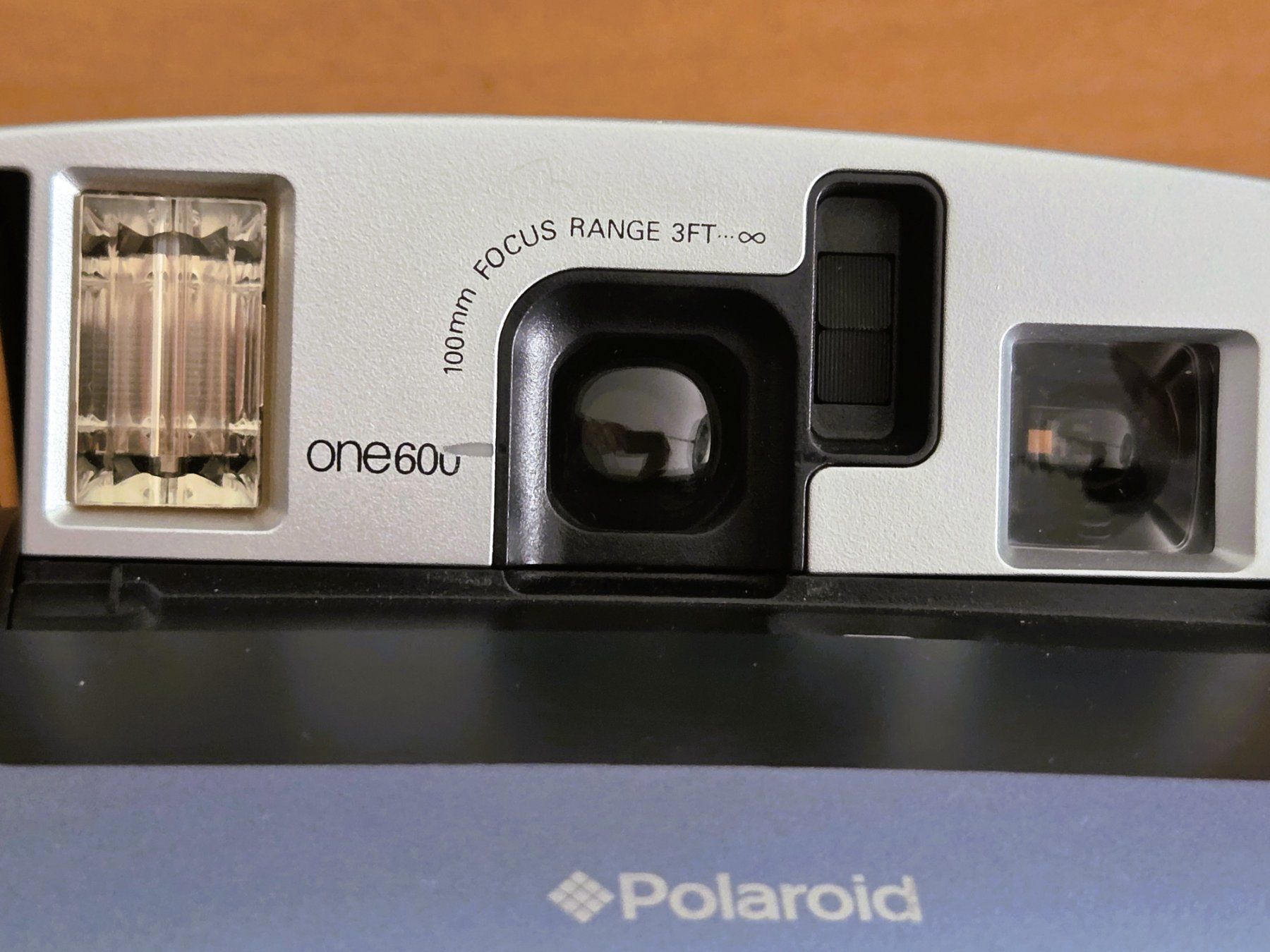 Polaroid Fotocamera: POLAROID ONE 600 KAMERA – Usato da Brüttisellen venduto da Nighttrain 5