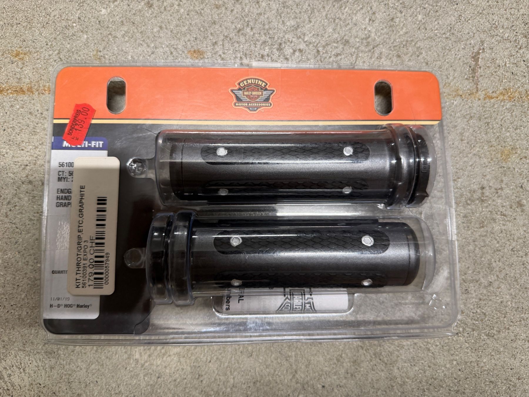 Harley-Davidson Toutes les pièces détachées moto: 56100391 Harley-Davidson Lenkerendgriffe – Neuf avec emballage d'origine à Ostermundigen par jas_9j7d 1