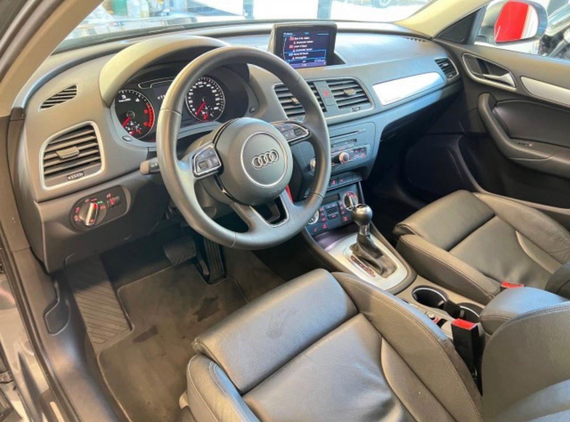 Audi Automobili: AUDI Q3 2.0 TDI quattro S-tronic – Usato da Reigoldswil venduto da Boten 6