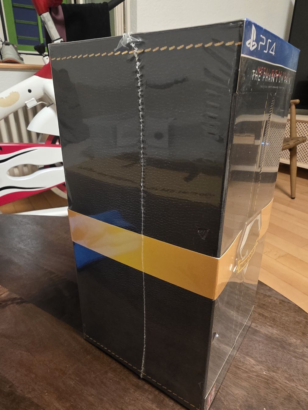 Jeux: Metal Gear Solid V Collector's Edition PS4 neu – Neuf avec emballage d'origine à Wald ZH par Okinn 4