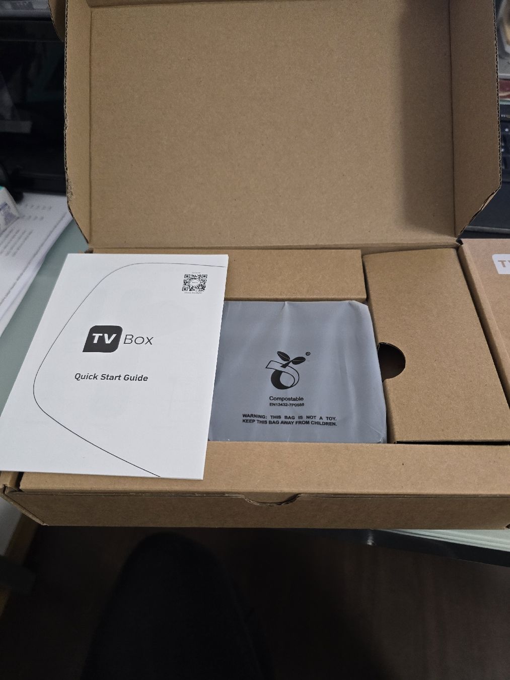 Salt Audio- & Mediensysteme: Salt 4k TV Box.  Neue – Neu und originalverpackt aus Winterthur von Bole.sd 3