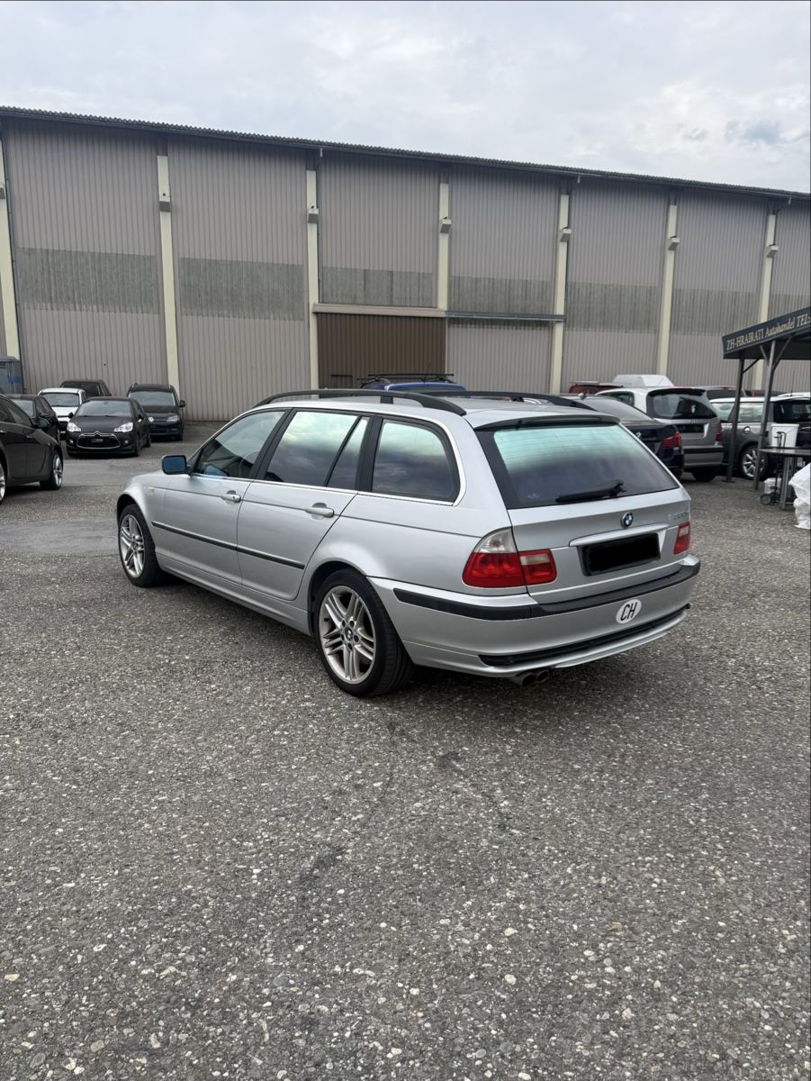 BMW Automobili: Bmw 330xi Automatik – Usato da Ruggell venduto da Dadasli25 2