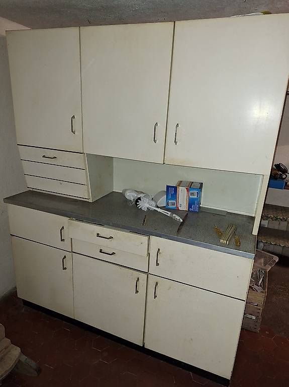 Armadi: Küchenschrank – Usato da Kaisten venduto da Naef3