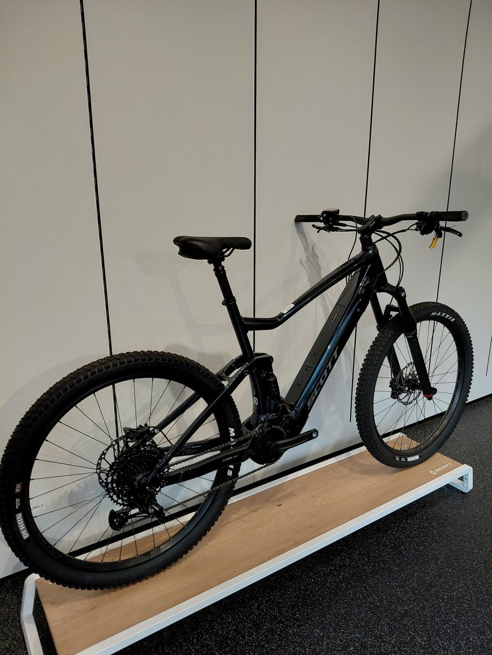 Scott Vélos: Scott Strike eRide 930 Modell 2023 – Neuf avec emballage d'origine à Klosters par mie_9vjk 1