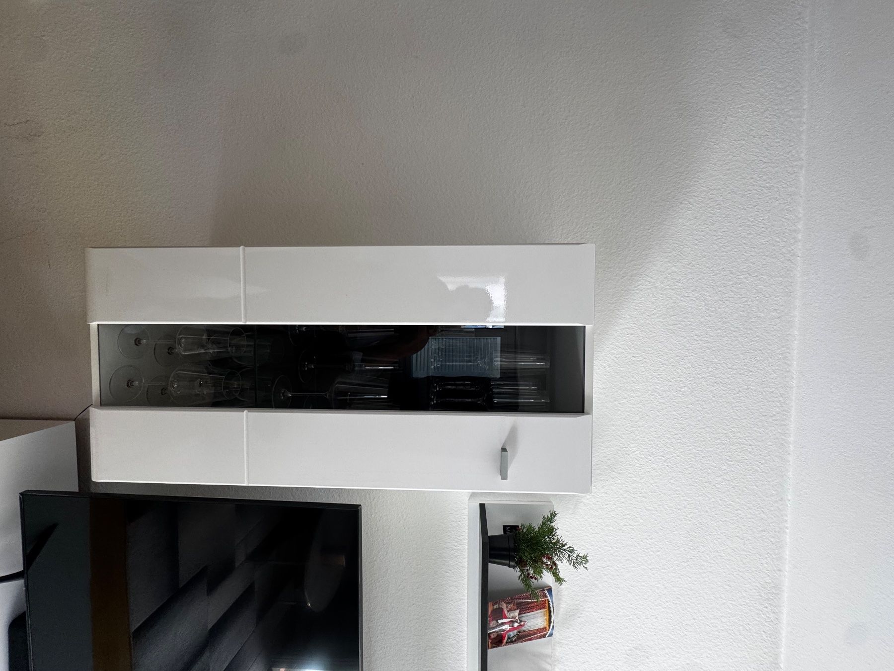 Conforama TV Möbel: TV- Möbel mit Türen – Gebraucht aus Schlieren von jon_t5rf 3