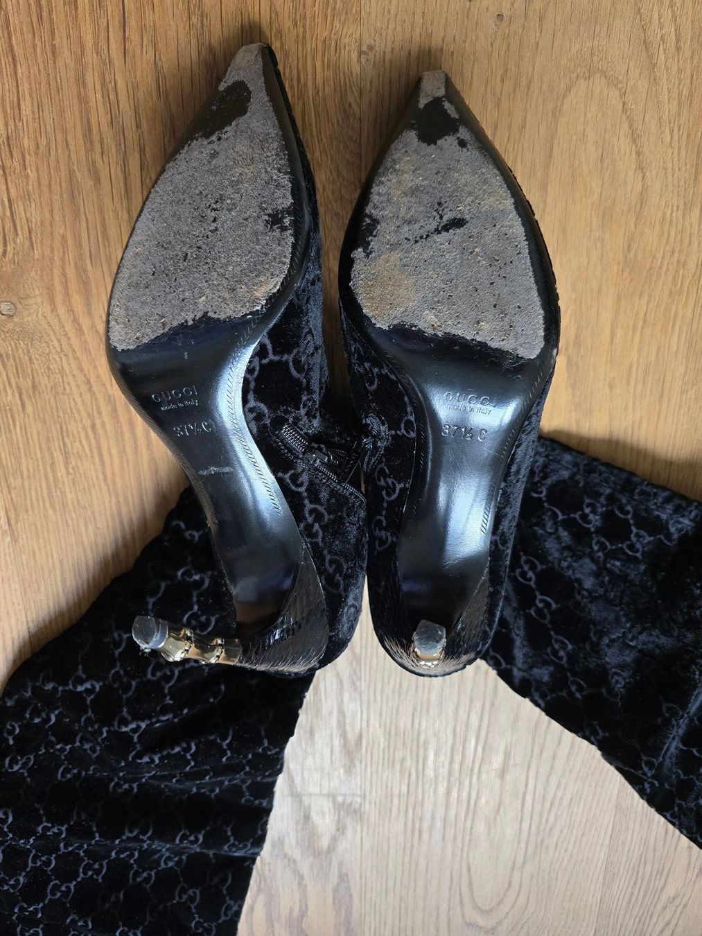 Gucci Scarpe da donna: Gucci Samt Stiefel – Usato da Fehraltorf venduto da buylow3000 3