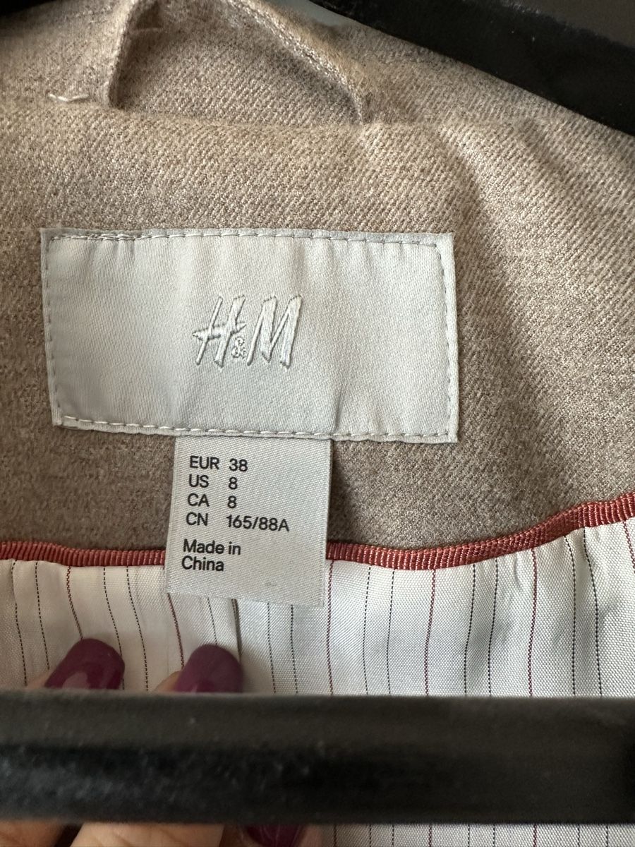 H&M Jacken: Blazer von H&M / Grösse 38 - neu – Neu (gemäss Beschreibung) aus Wynau von marif23 1