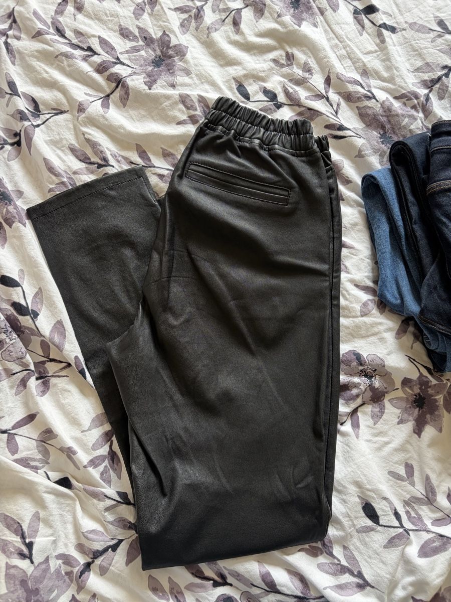 Pantaloni: Arma Lederhose – Usato da Basel venduto da Brunner.T