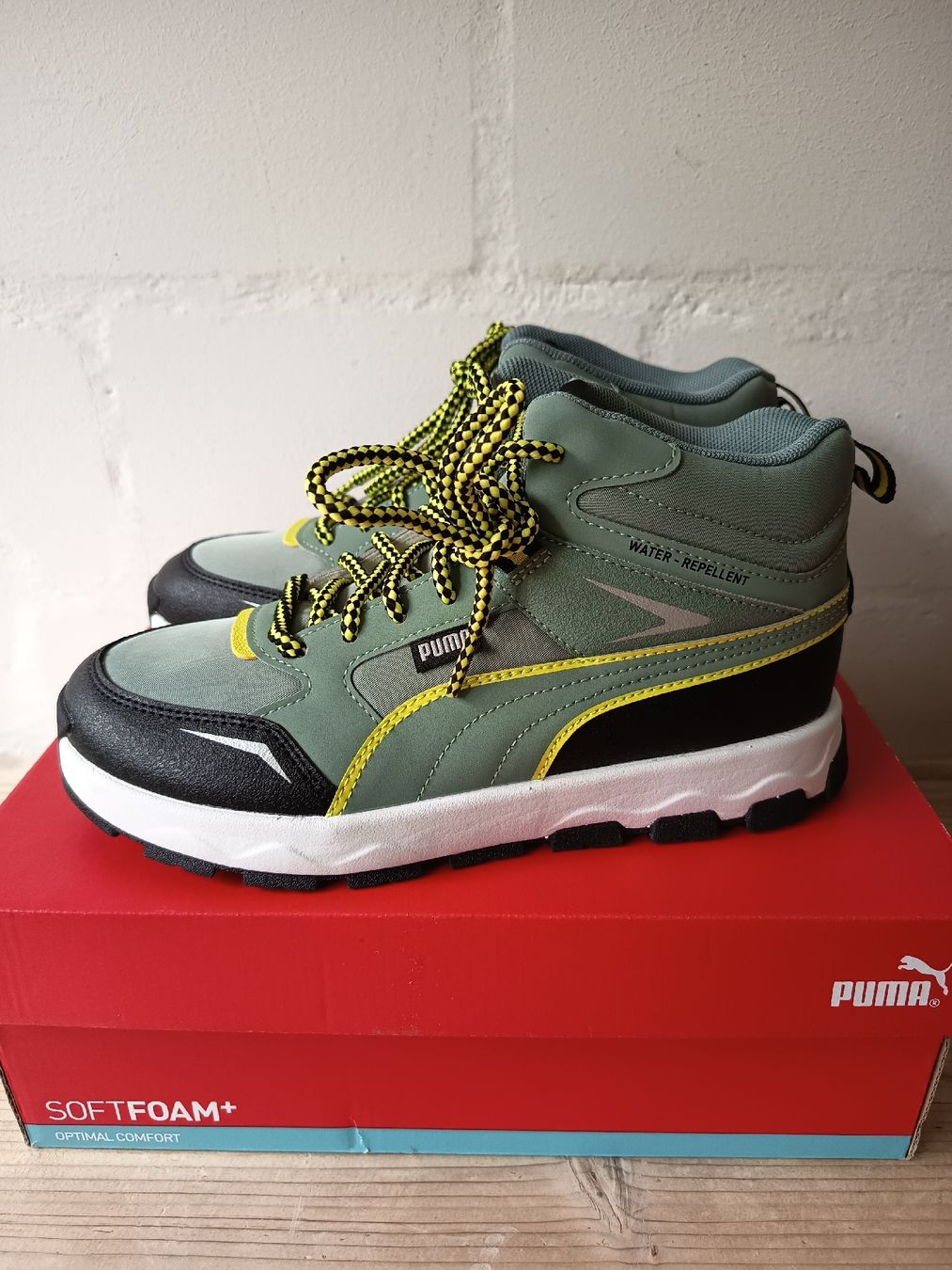 Puma Scarpe da uomo: Puma Evolve Trail Jr., Gr. 37, neu – Nuovo e nell'imballaggio originale da Frauenfeld venduto da sveno666 1