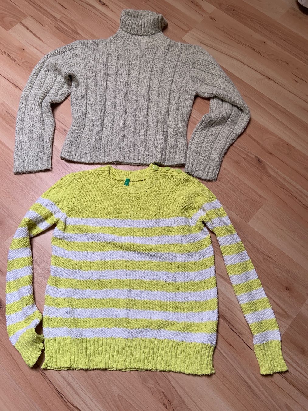 Benetton Pulls & Sweat-shirts: 2 pulls – D'occasion à Ecublens VD par timily