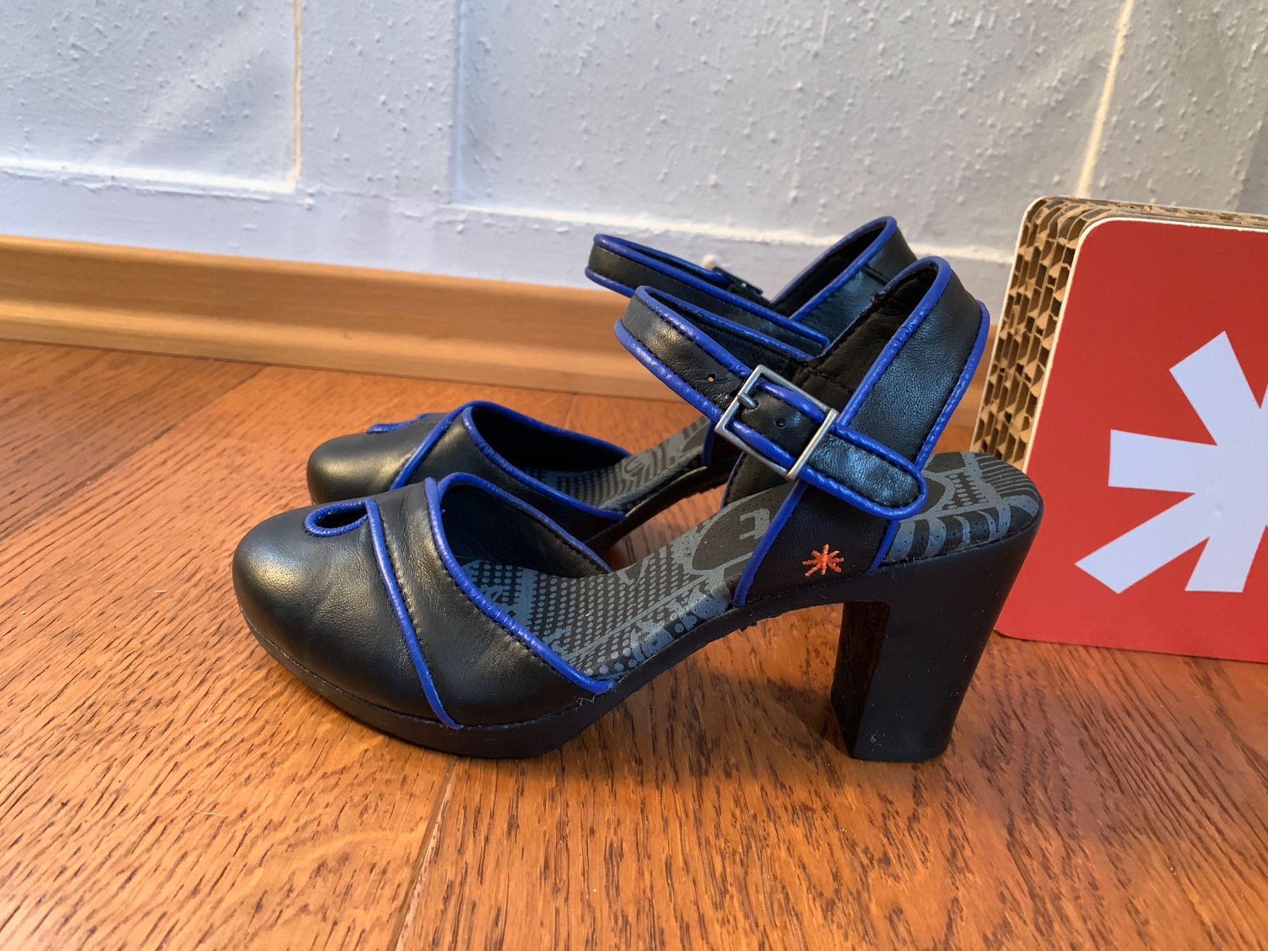 Art Scarpe da donna: Art Pumps Rio 269 black blue Gr.37 – Nuovo (secondo la descrizione) da Zürich venduto da finsti