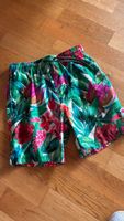 Schöne Badehose Gr. 140, Neu