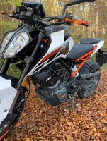KTM Street Duke