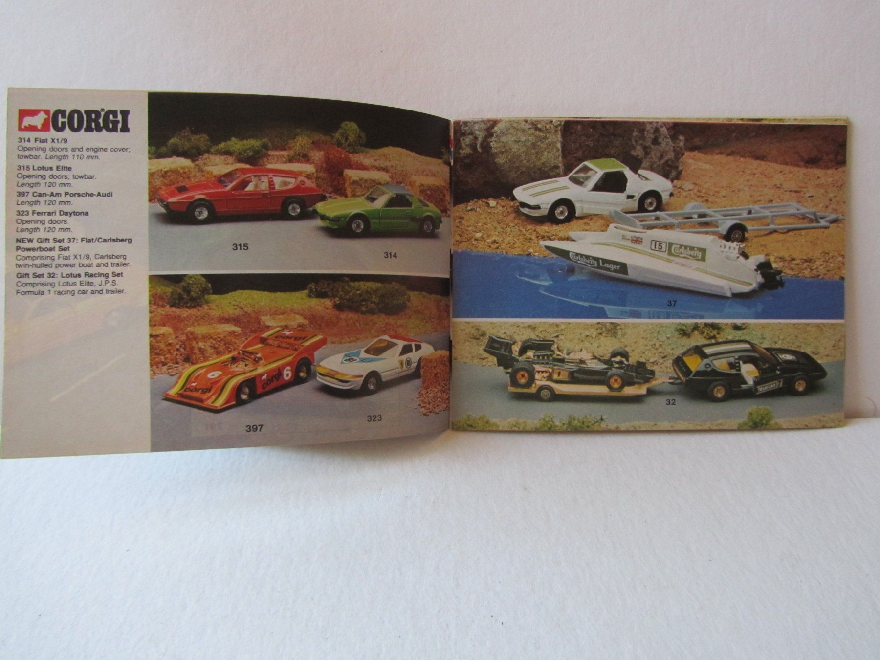 Corgi Toys Modellini d'auto: Corgi Toys- / Corgi Junior Prospekt von 1977 – Usato da Weiningen ZH venduto da dietsch57 2