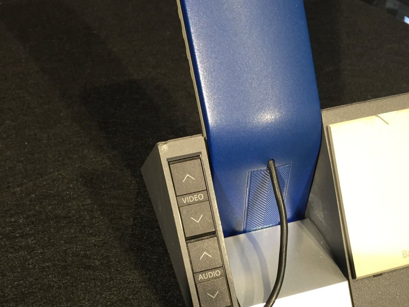 Bang & Olufsen Telefoni: Bang & Olufsen Table Holder Beocom 1500 – Usato da Würenlingen venduto da Schneiderhifi 1