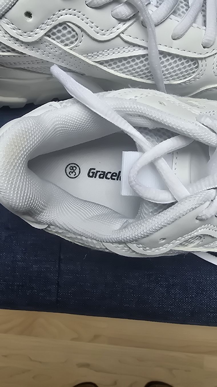 Damenschuhe: lässiger schuh gr 38 neuwertig – Neu (gemäss Beschreibung) aus Grosswangen von DenChey 1
