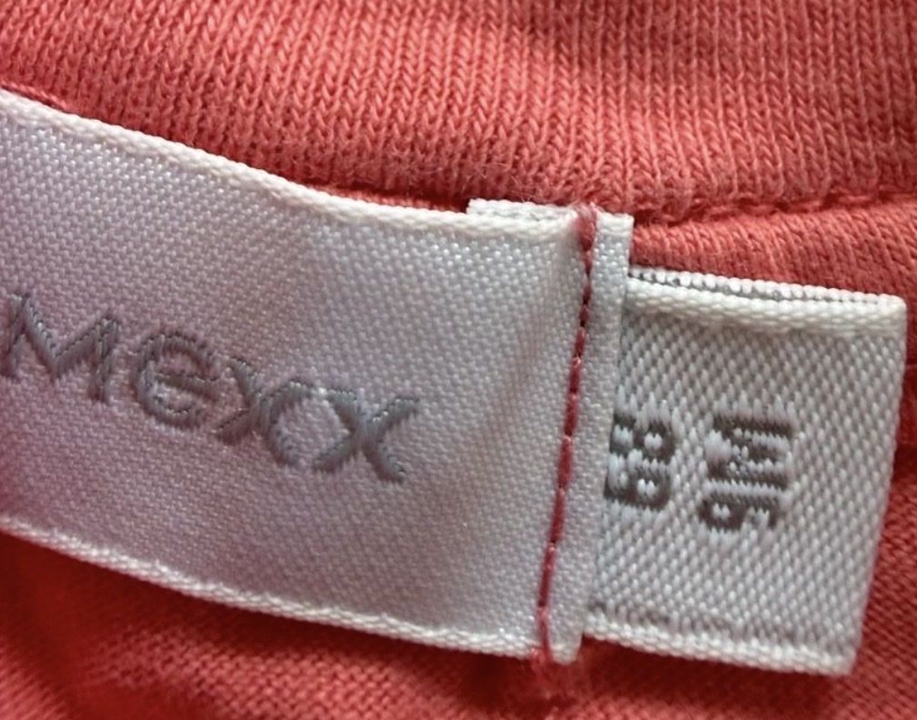 Mexx Hemden, Tops & T-Shirts: T-Shirt Mexx Grösse 68 mit Herzprint – Neu (gemäss Beschreibung) aus Freidorf TG von nad_fxh7 1