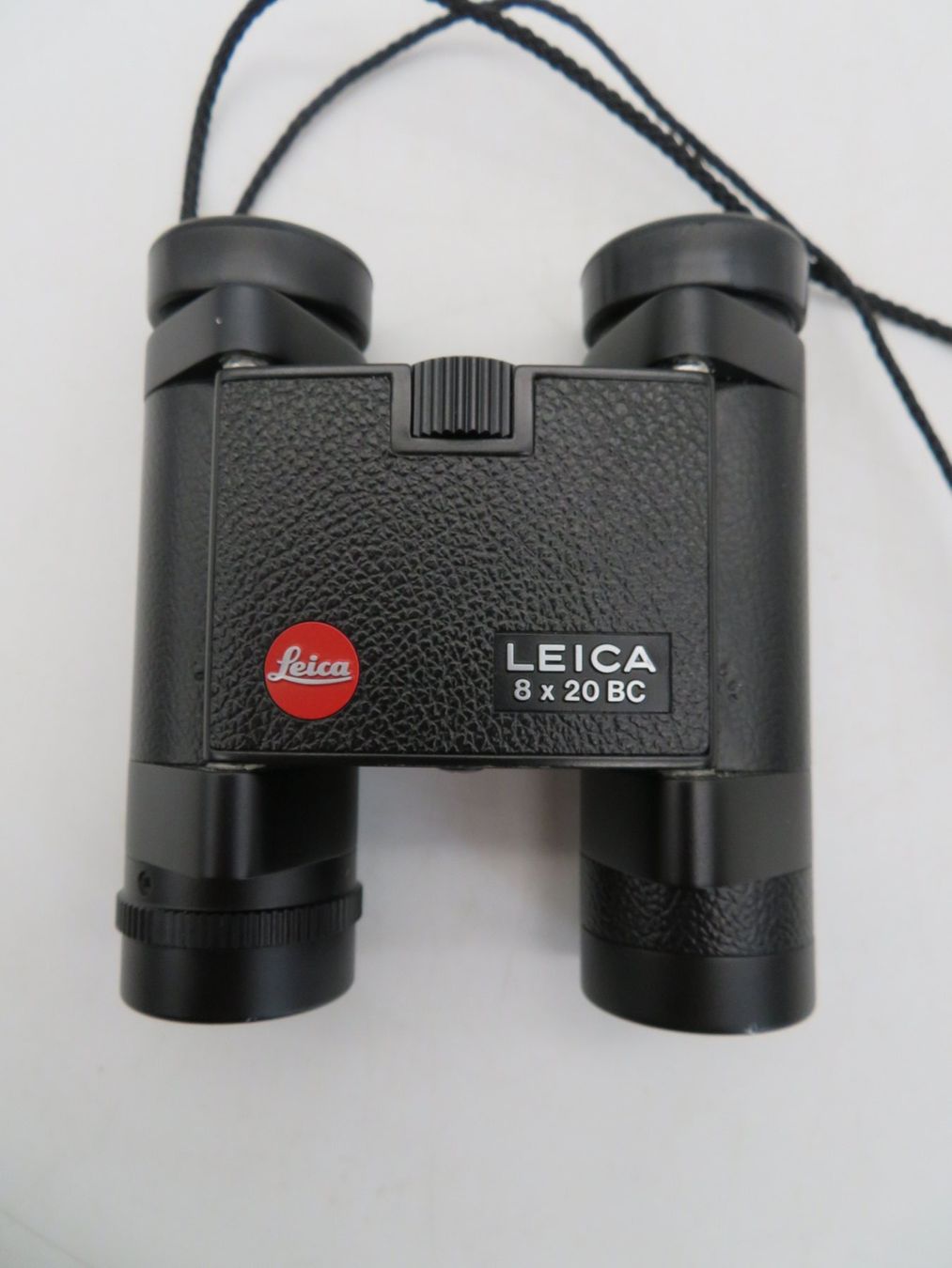 Leica Binocoli: Leica 8x20 Feldstecher mit Etui – Usato da Reinach BL venduto da WBZ-Flohmarkt 1