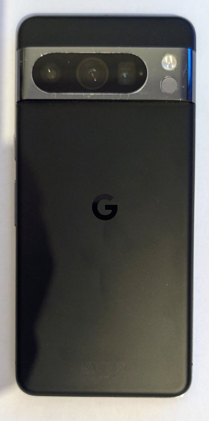 Google Telefoni cellulari / Smartphones: Google Pixel 8 Pro Noir Volcanique 128GB – Usato da St-Léonard venduto da alkolic1984 2
