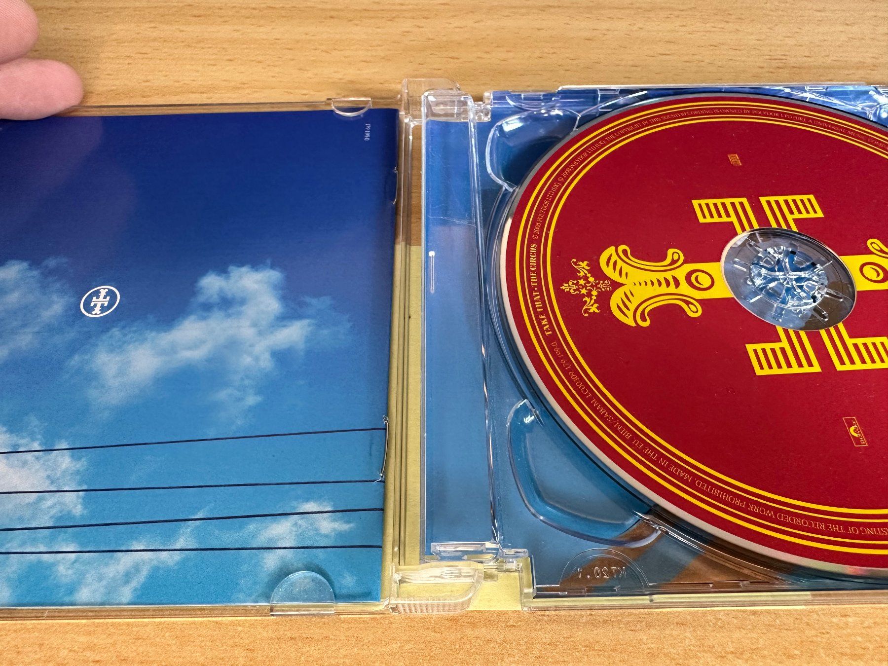 CD: Take That – The Circus – Usato da Rikon im Tösstal venduto da Alpenmutz 2