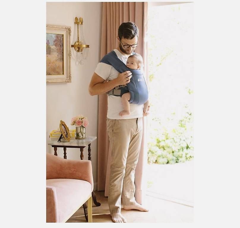Porte-bébés ventraux & dorsaux: Porte-bébé Ergobaby Embrace gris – D'occasion à Genève par teuf1201 4
