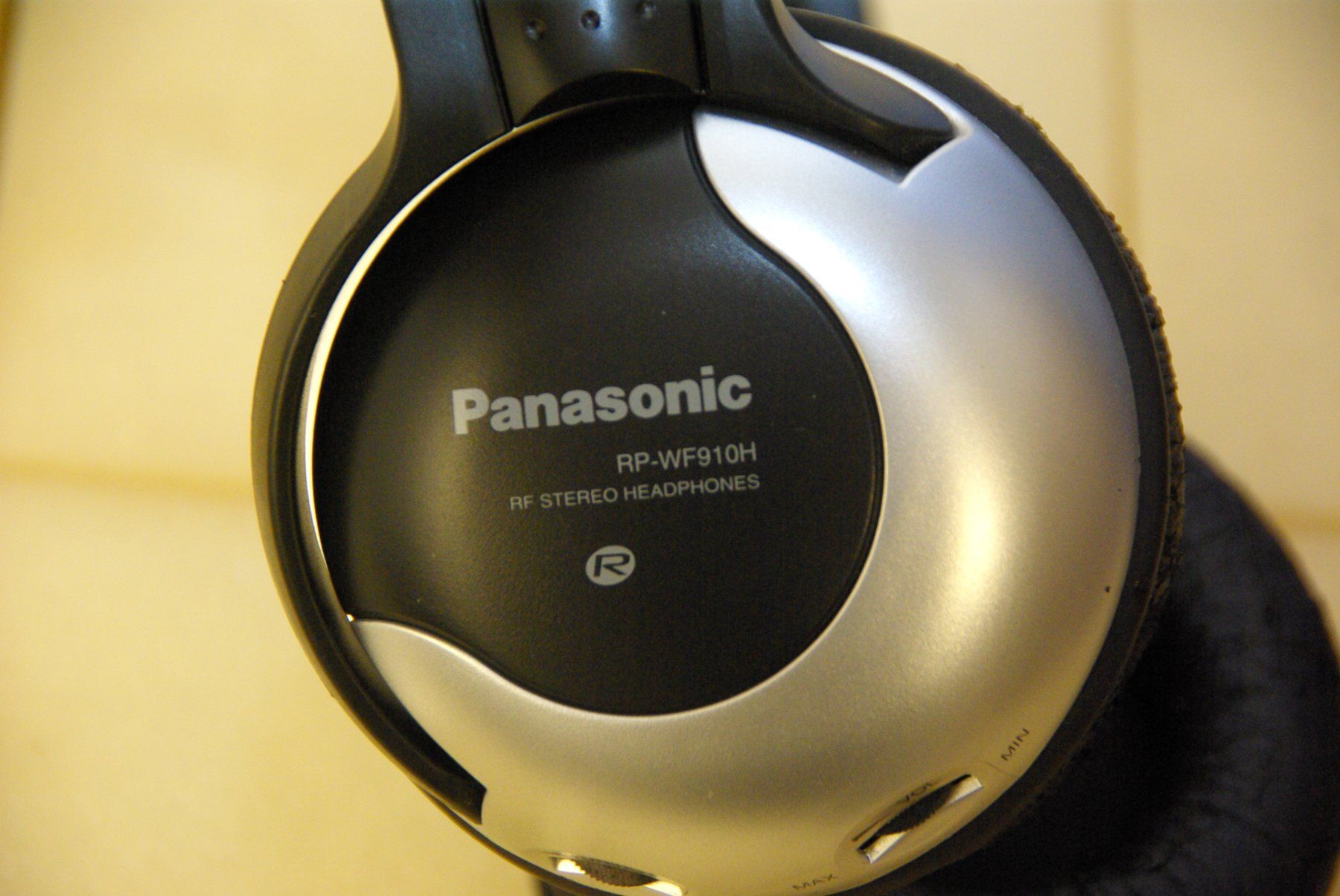 Panasonic Cuffie: Panasonic Kopfhörer und Zubehör – Difettoso da Herisau venduto da Cevianer1844 2