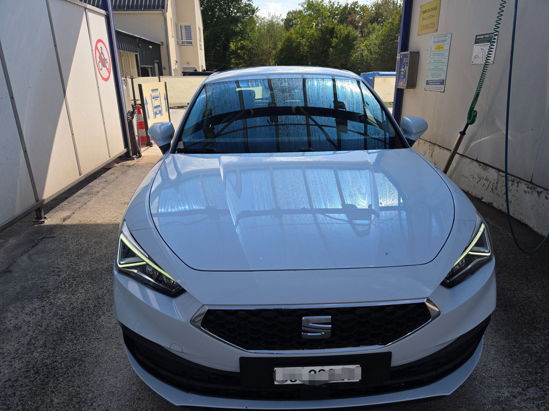 Seat Automobili: Seat Leon Hola 1.5 – Usato da Porrentruy venduto da dan_q5pn 1
