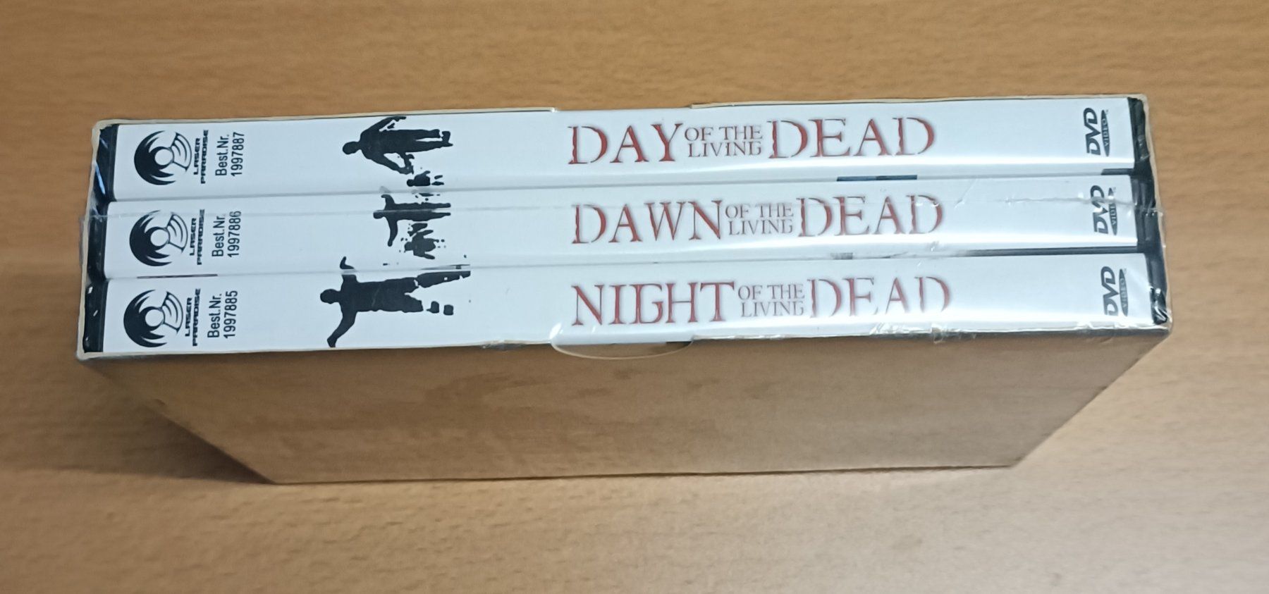 Tutti i DVDs: Trilogy of the Dead – Nuovo e nell'imballaggio originale da Köniz venduto da Movieportal007 1