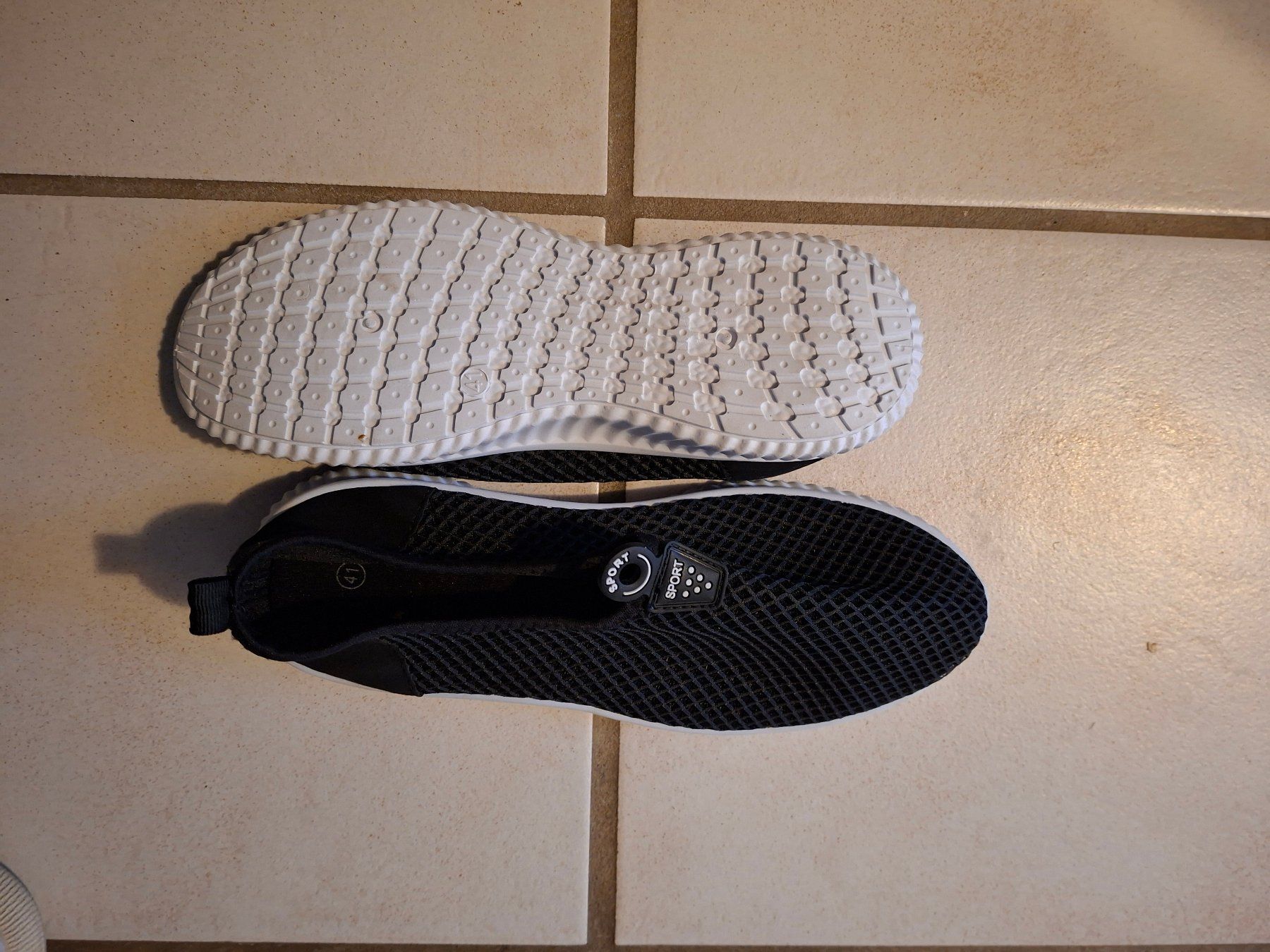 Damenschuhe: Sport Schuhe schwarz – Gebraucht aus Oberwil/Dägerlen von Dominique1606 1