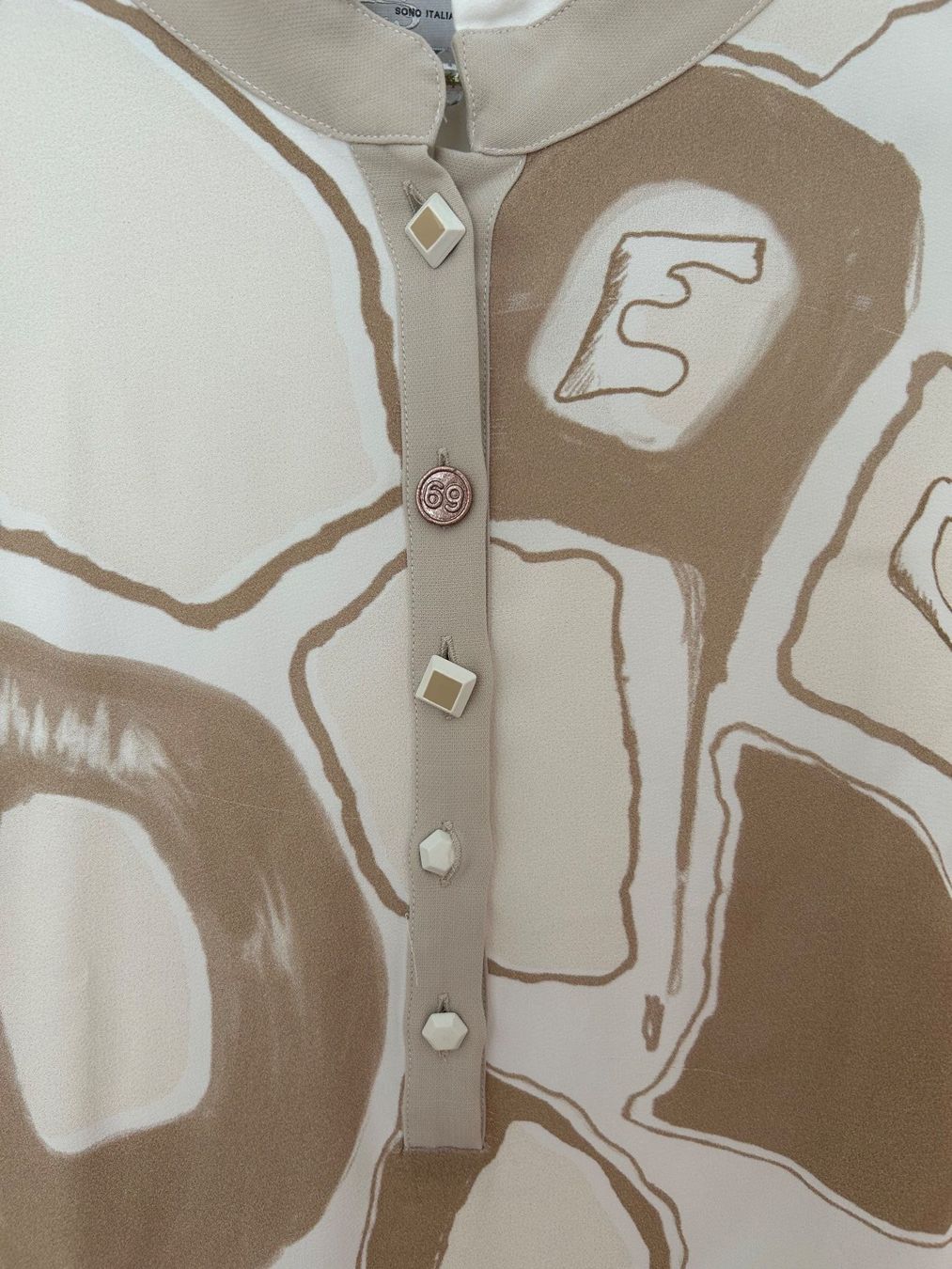 Elisa Cavaletti Camicette: Elisa Cavaletti Bluse in Beige, Gr.38 – Usato da Horn venduto da Resvi 2