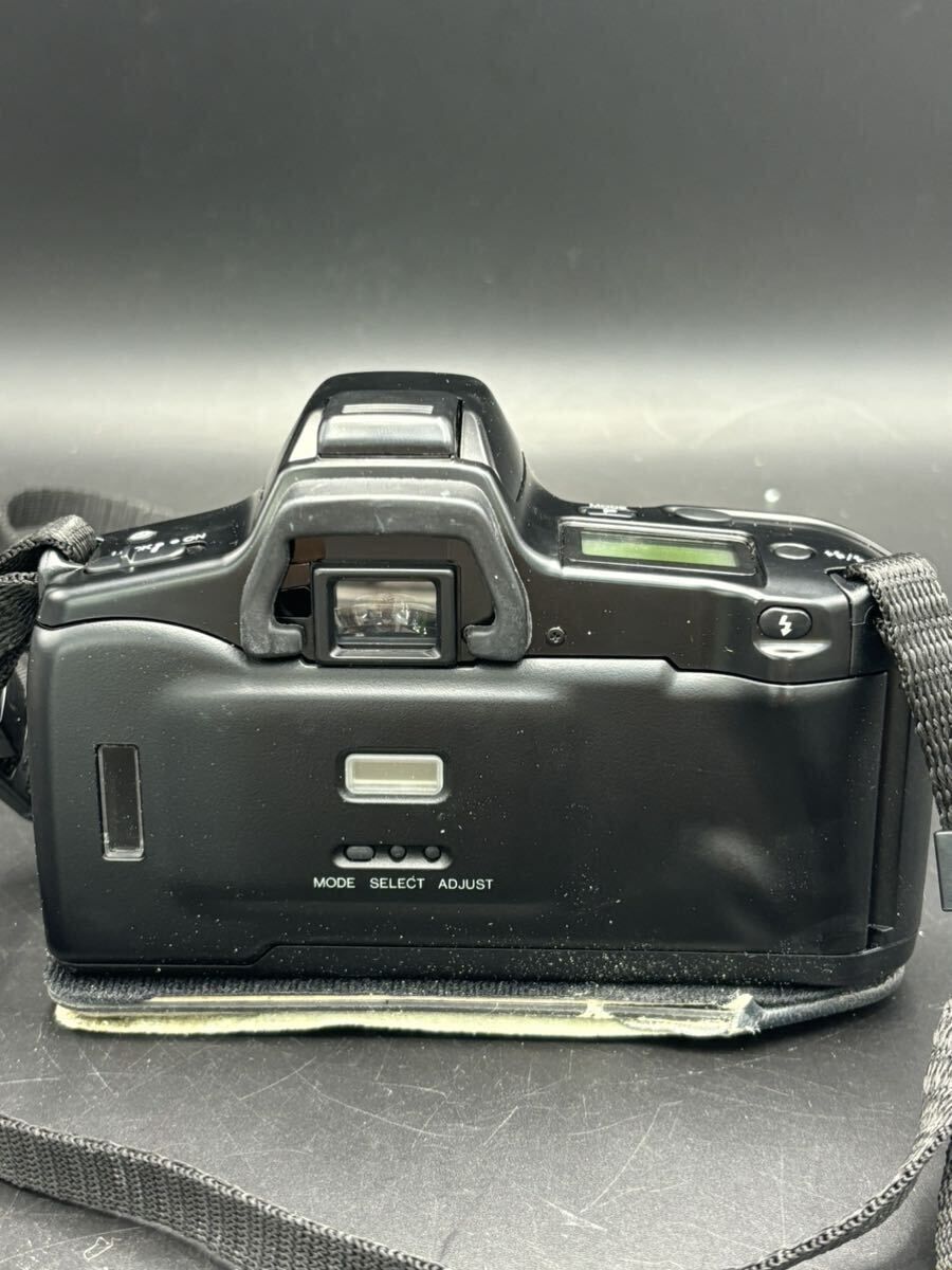 Minolta Fotocamera: Minolta Dynax 500si 35mm SLR Camera - Bundle with Bag! – Usato da Meyrin venduto da Retro-GZ 2
