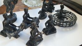 Set Thai Musiker Tänzer 8 Figuren Bronze schwarz Vintage