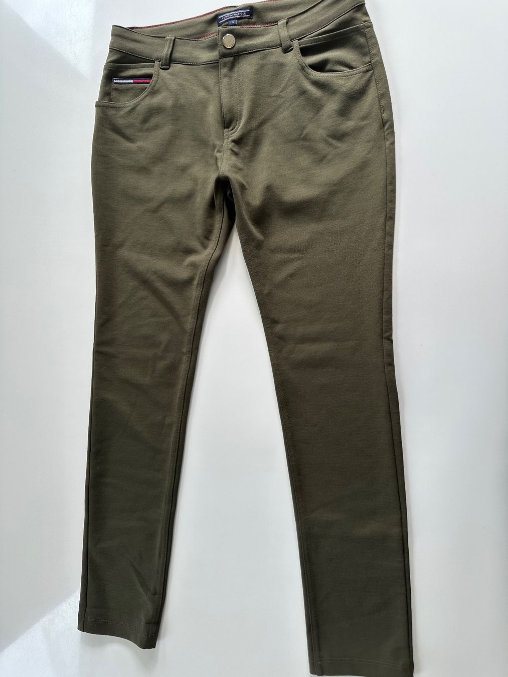 Tommy Hilfiger Pantalons: Tommy Hilfiger Hose ; Grösse 176 – D'occasion à Lausen par Swissart123