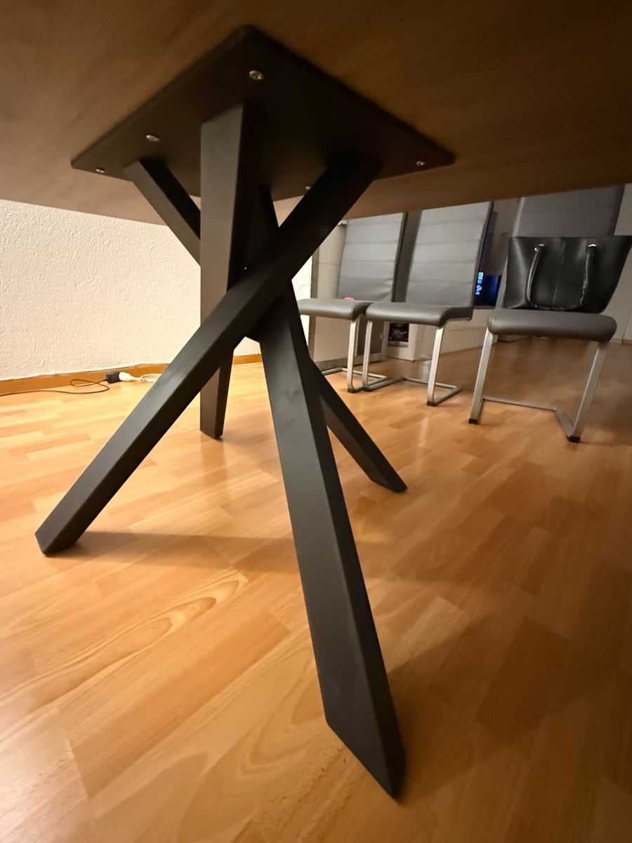 Tables: Esstisch – D'occasion à Turgi par leo_vpw9