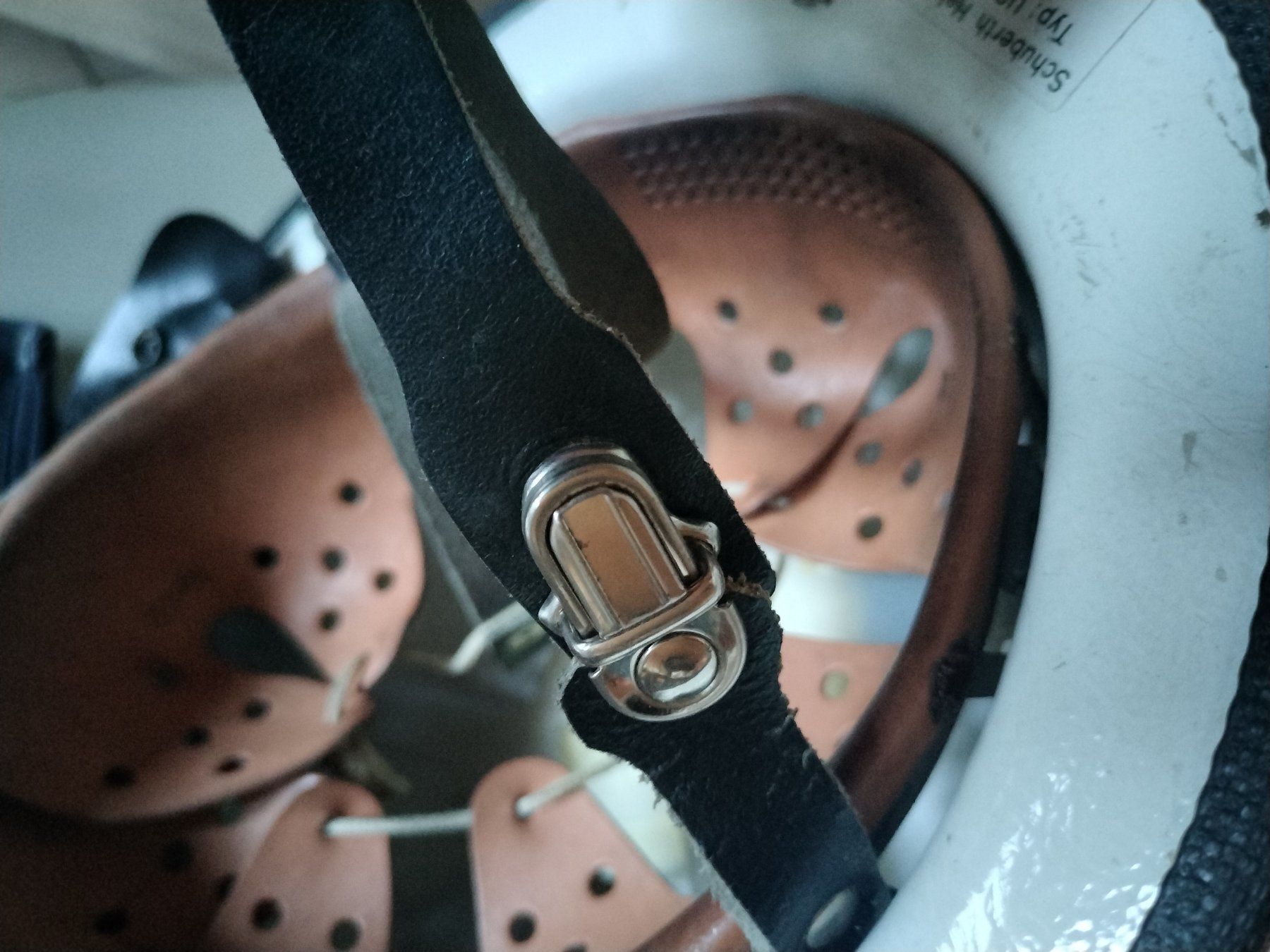 Pompieri: Alter Schweizer Feuerwehr Helm – Usato da Schwanden Sigrisw venduto da len_9yqg 4