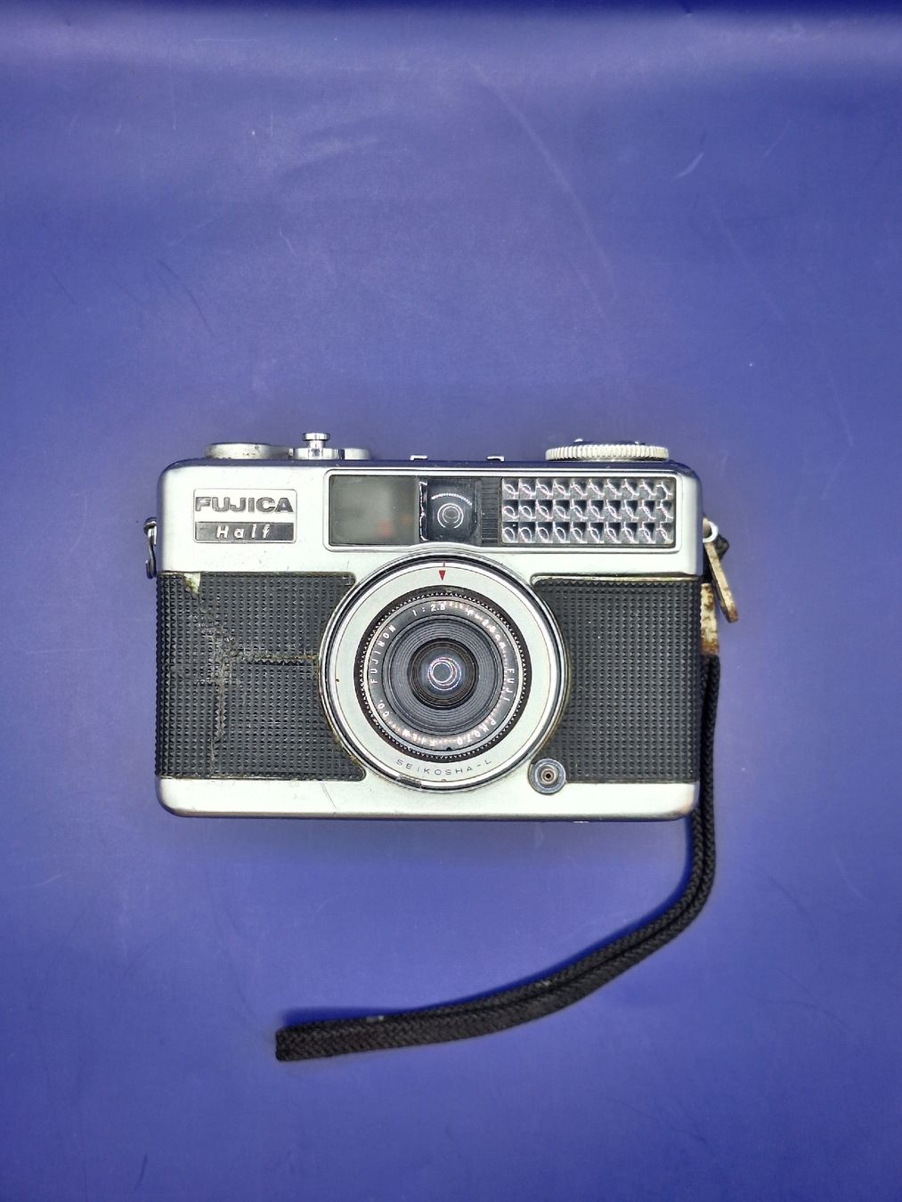 Fujica Kamera: Fujica Half Halbformat 1;2.8 – Gebraucht aus Pfäffikon SZ von TobyPeterson