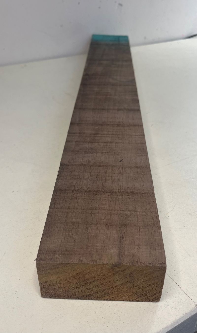 Holzartikel: Ami-Nussbaum, sägerau, 72cm lang – Neu (gemäss Beschreibung) aus Weinfelden von Kathydoes 1