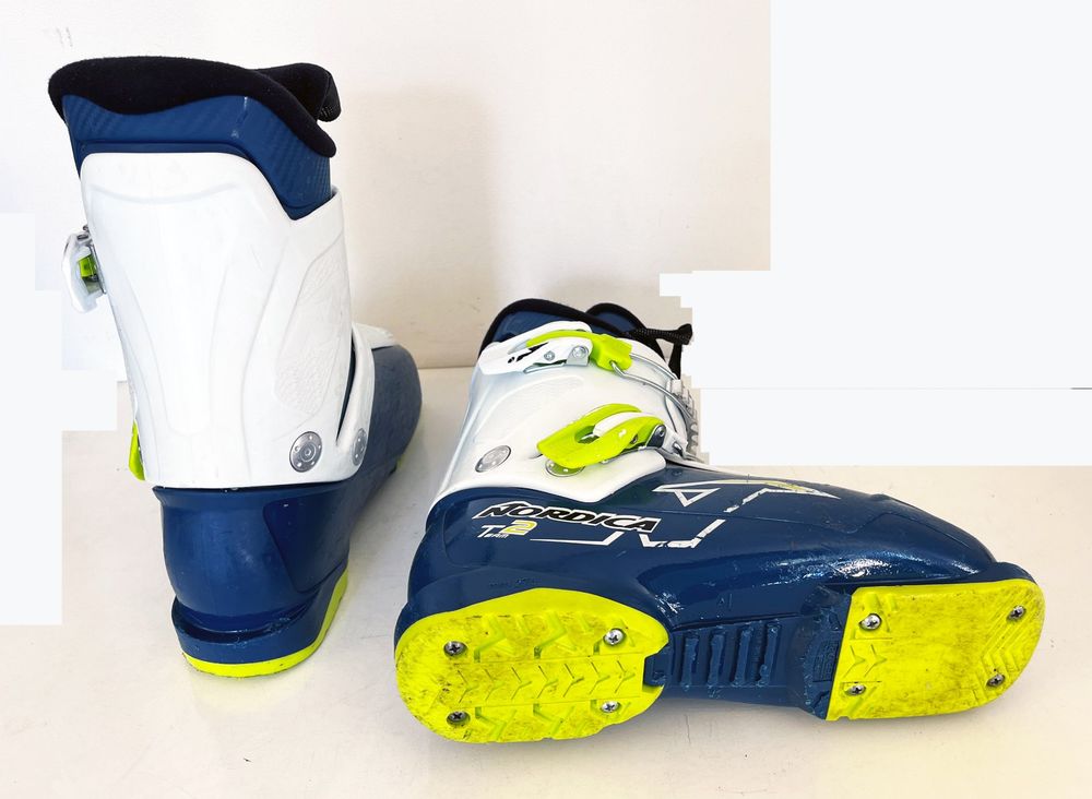 Nordica Chaussures garçon: Skischuhe Kinder NORDICA T2 Team   Grösse 34 ( 21.5 ) – D'occasion à Brüttisellen par SkiverkaufStepan 1