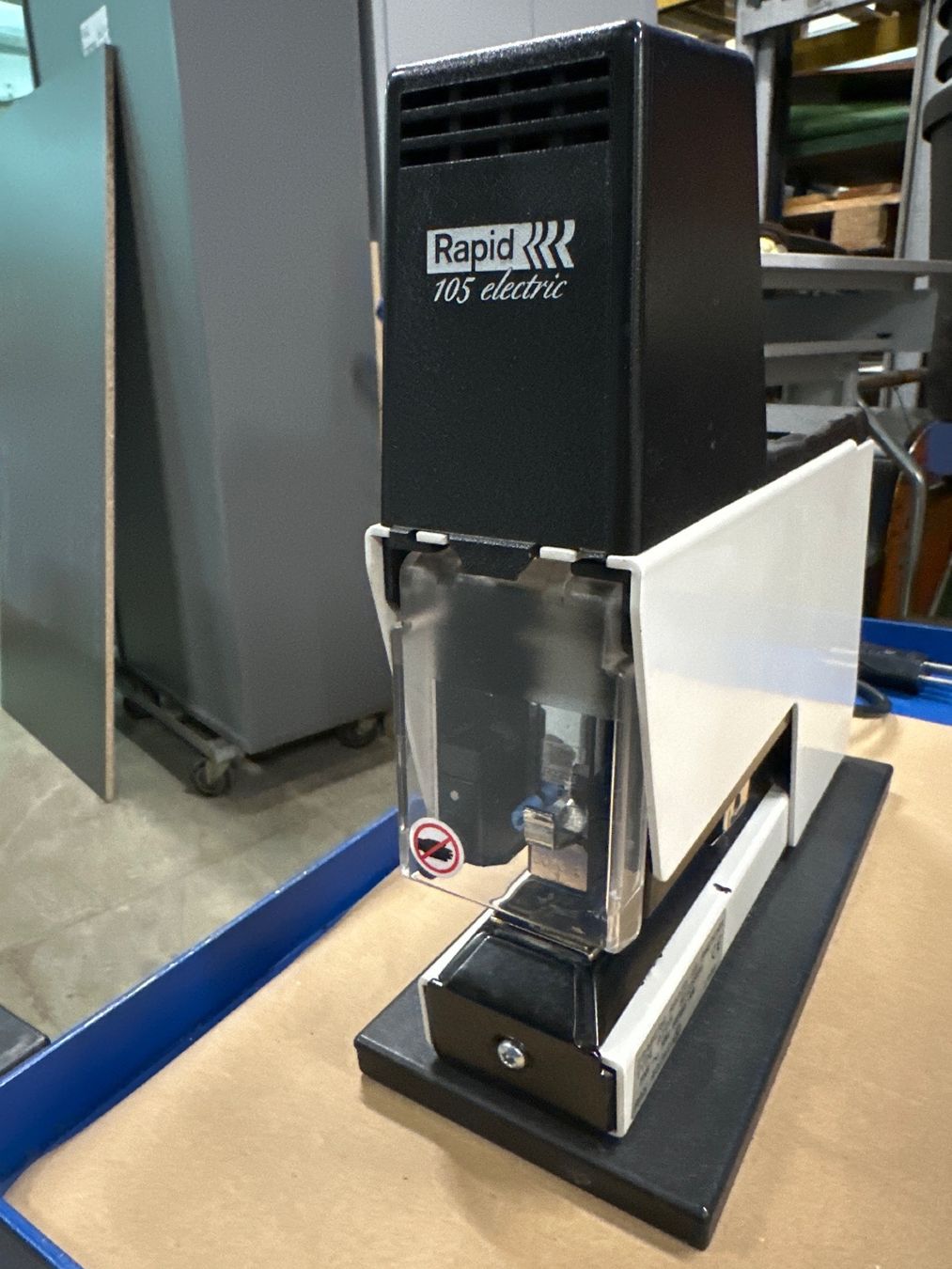 Rapid Tutte le macchine: Rapid Classic Elektroheftgerät 105E – Usato da Necker venduto da liq24