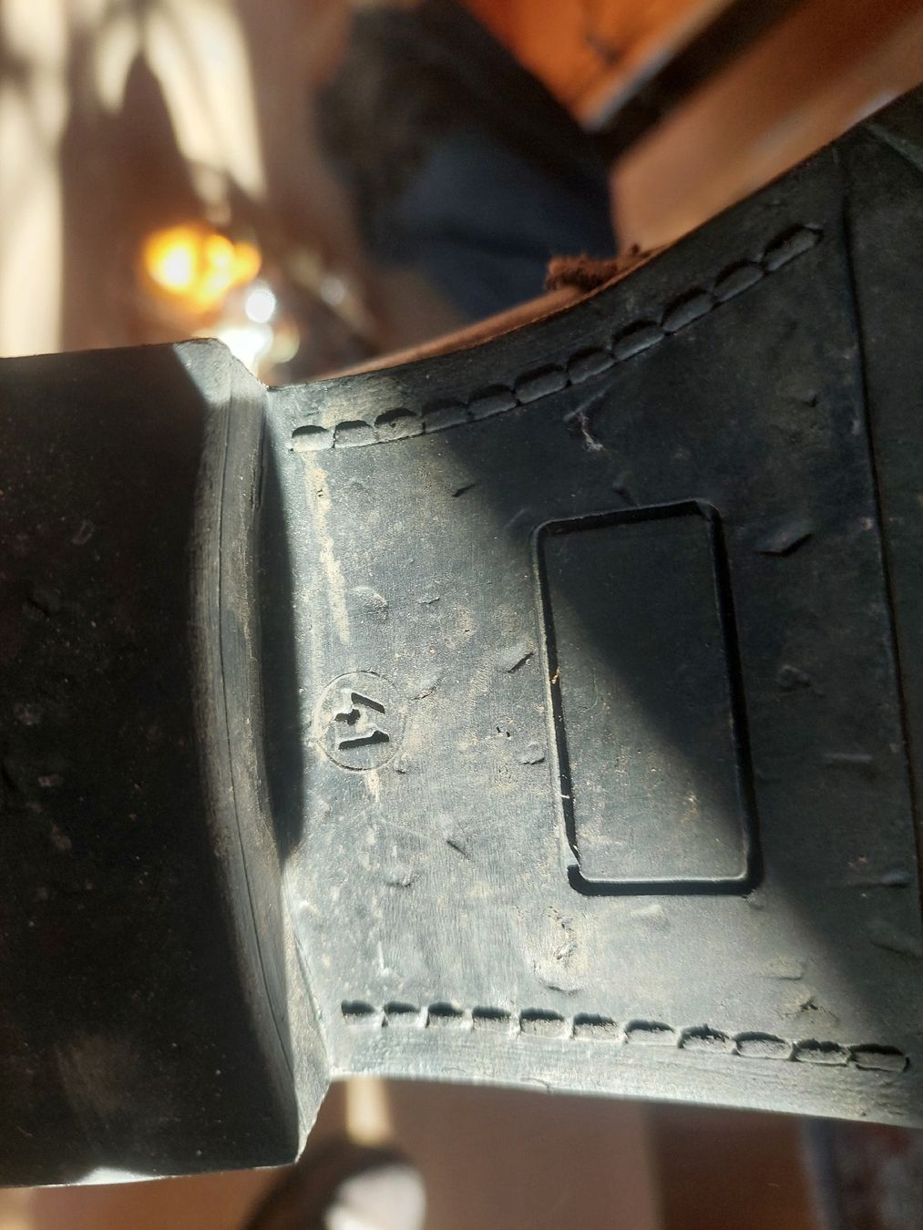Herrenschuhe: Bottes marron en cuir taille 41 usées  – Gebraucht aus Courtepin von Organikal 4
