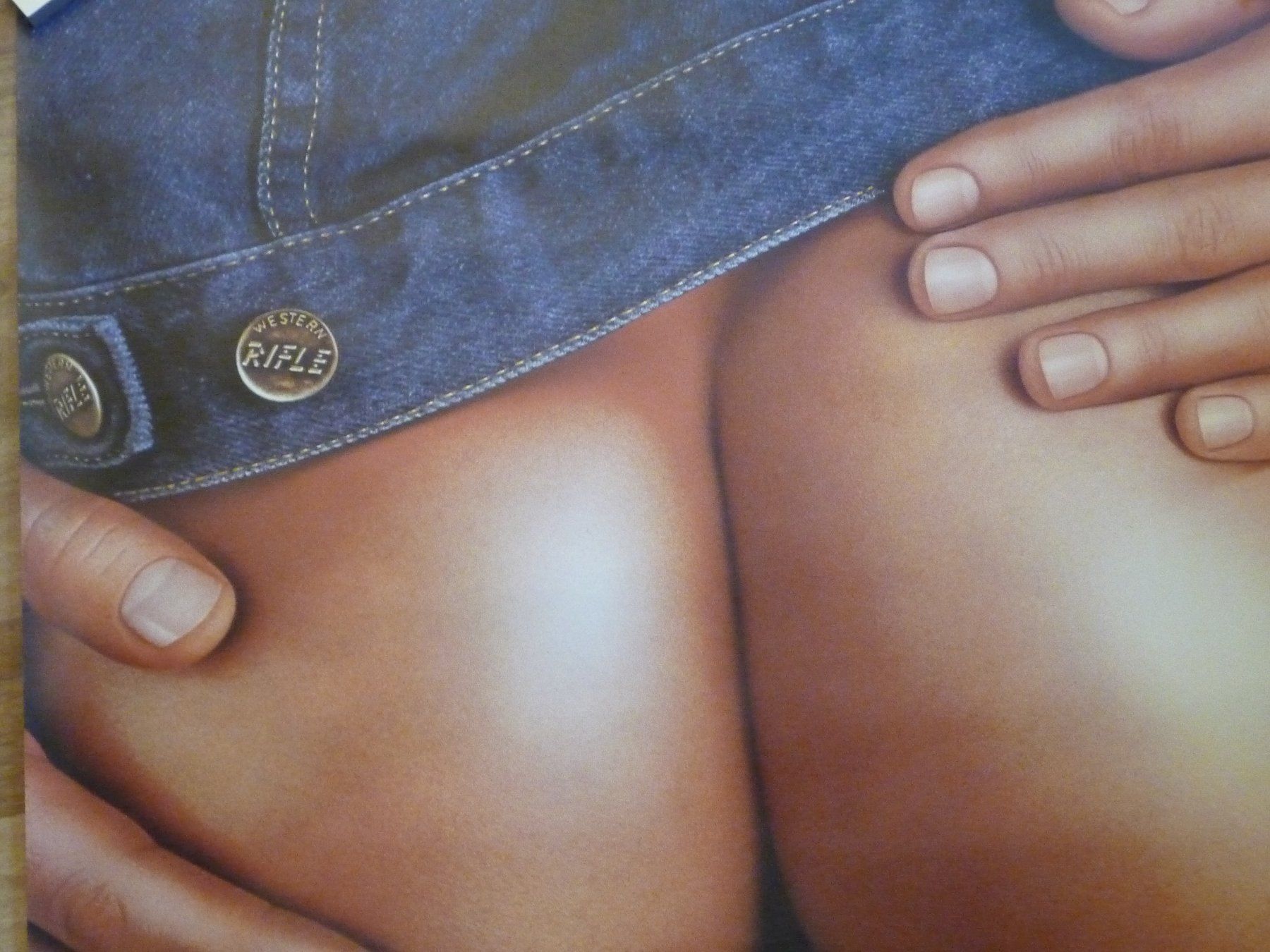 Poster & Bilder: SKANDALWERBUNG VON RIFLE JEANS – Gebraucht aus Aesch BL von Imoonlight 2