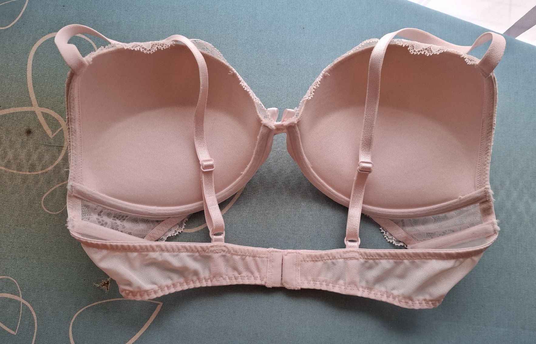 Hunkemöller Autres dessous: BH Hunkemöller B80 – Neuf (Voir description) à Balzers par mackfose 2